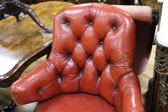 A George IV mahogany desk chair, H.3ft 4in.